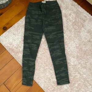 Sanctuary camo skinny jeans